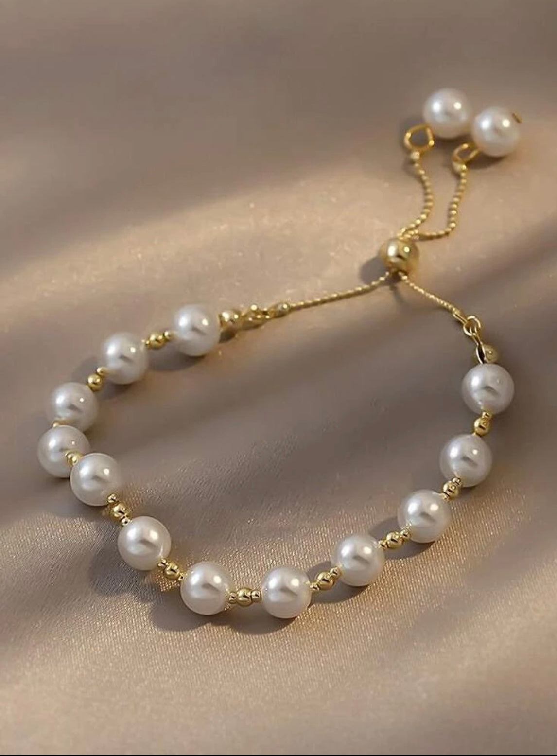 Adjustable Pearl Bracelet