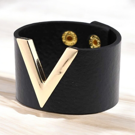 The “V” Cuff