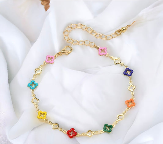 Colorful Quatrefoil Bracelet